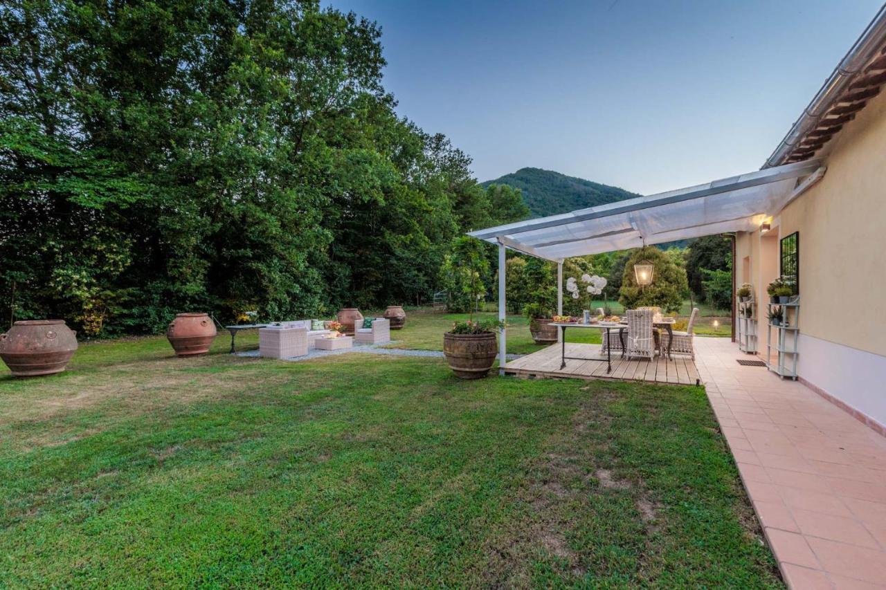 Villa Bassotta, A Charming Cottage Lucca Exterior foto